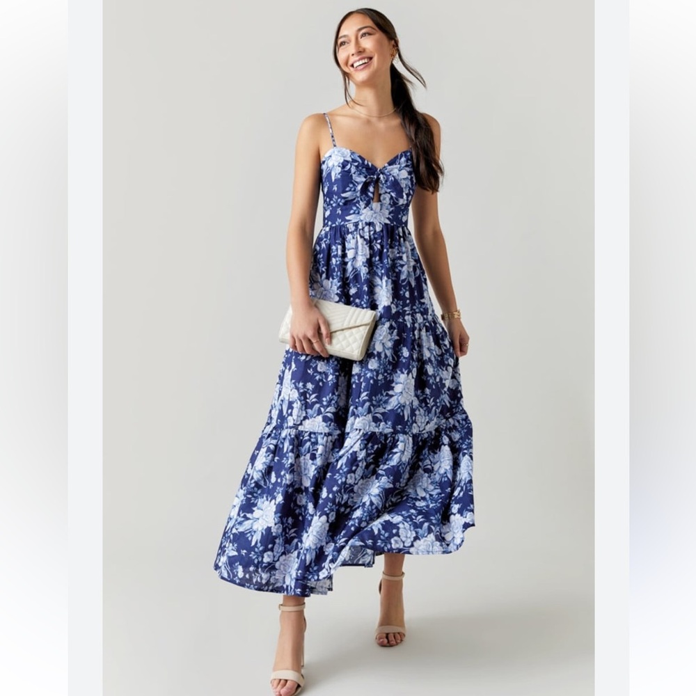 Francesca's Collections sleeveless Navy and White Floral Maxi Dress